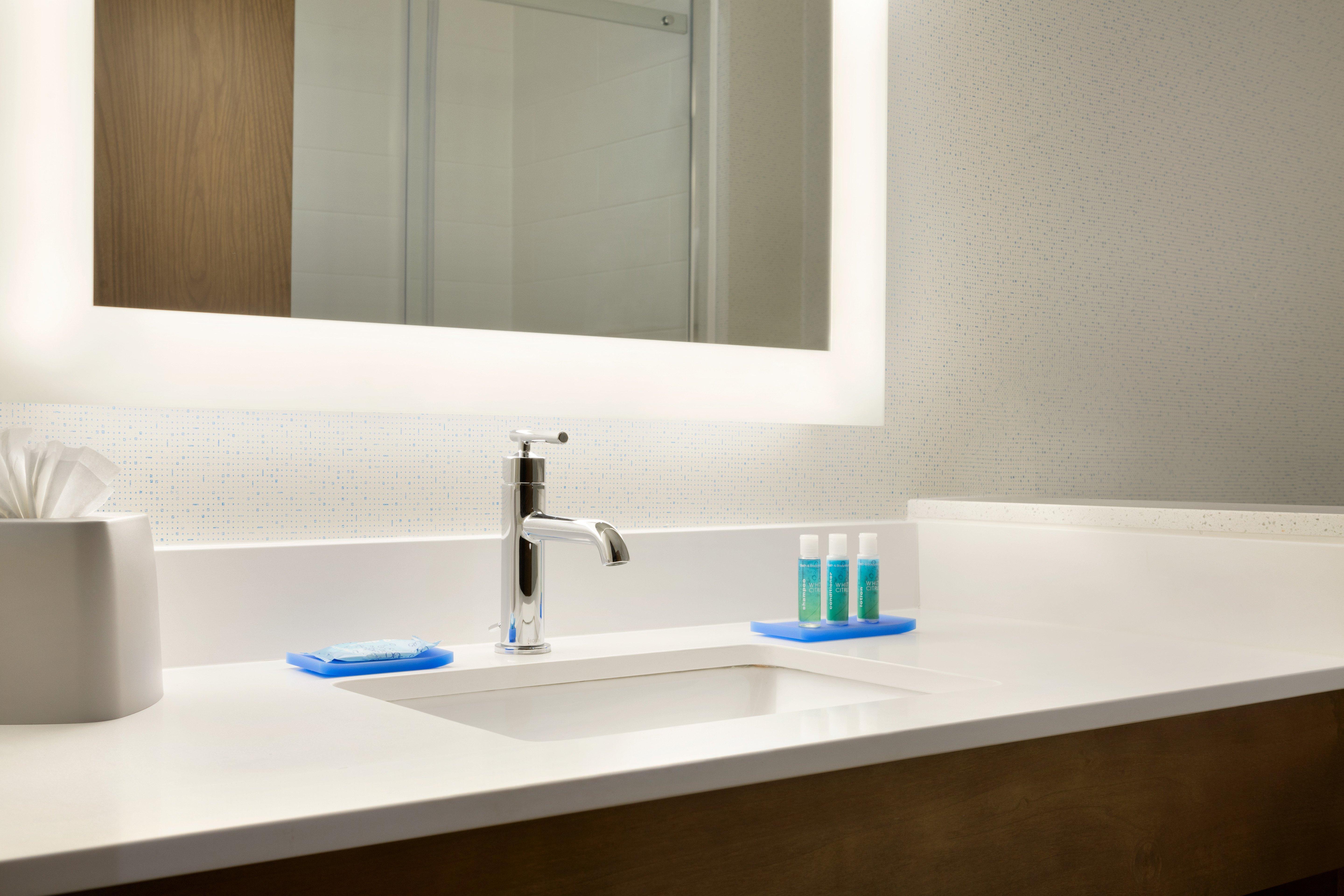 Holiday Inn Express & Suites - Mcallen - Medical Center Area By Ihg Exteriör bild