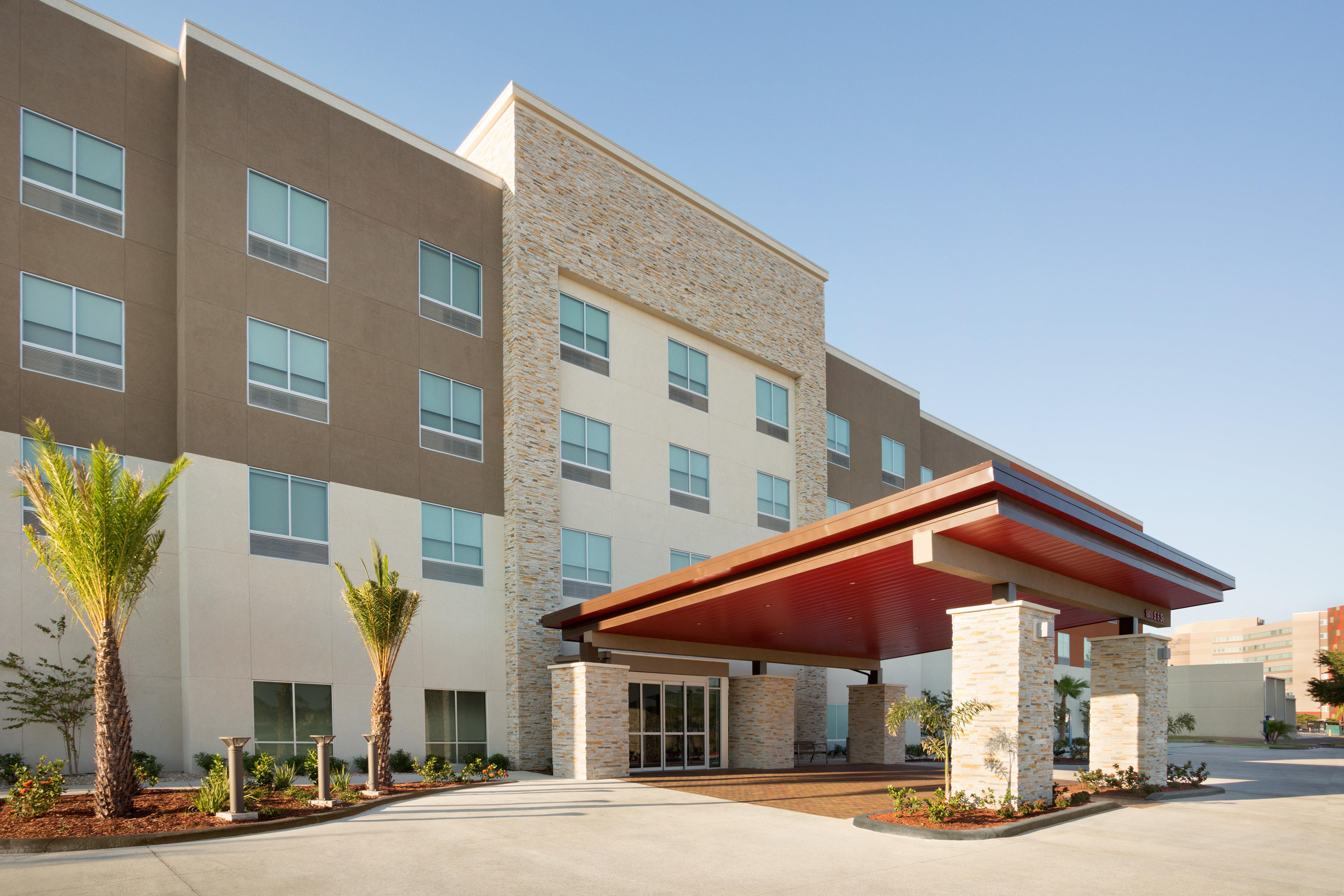 Holiday Inn Express & Suites - Mcallen - Medical Center Area By Ihg Exteriör bild