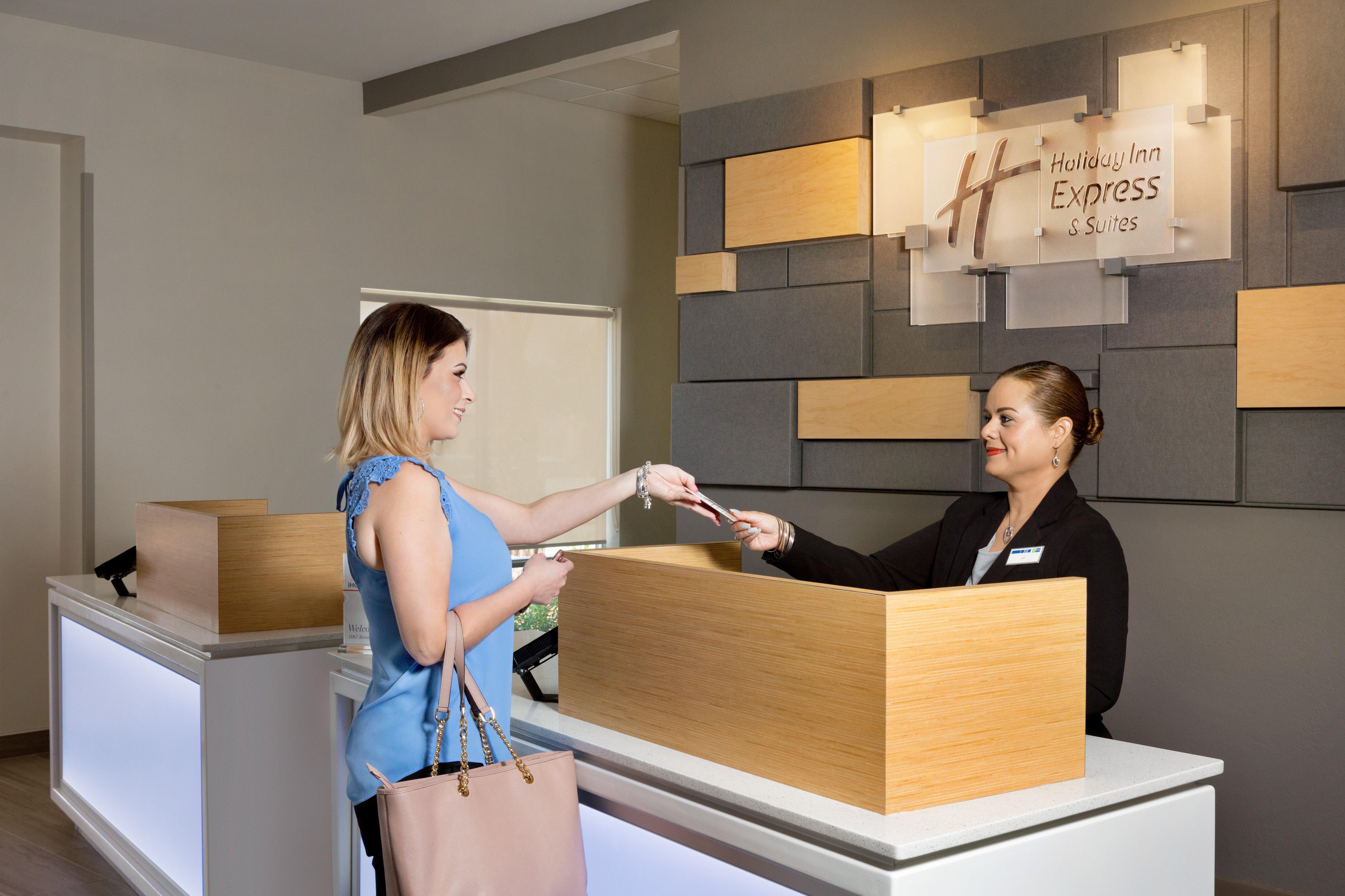Holiday Inn Express & Suites - Mcallen - Medical Center Area By Ihg Exteriör bild